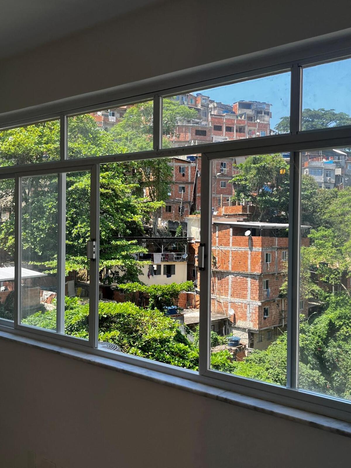 Ipanema Perto Da Farme De Amoedo * Rio de Janeiro